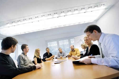 Meeting im LUMITRONIX Besprechungsraum