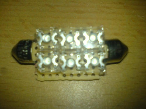 nun platzieren wir wieder die LEDS auf der Platine