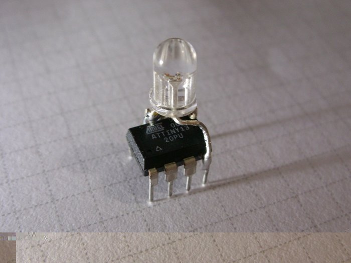ATtiny_RGB_LED.jpg