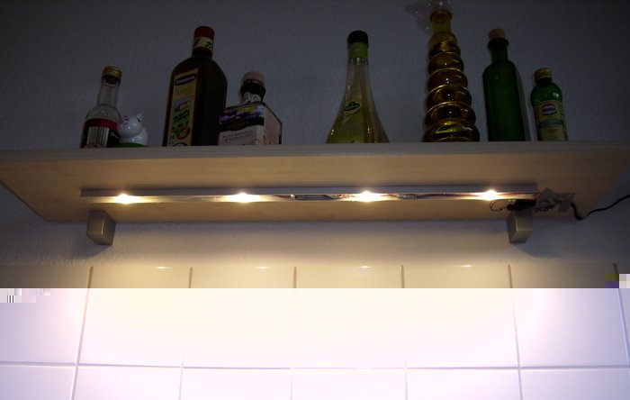 DSCI0248_cut.jpg (478 KiB) 28607 mal betrachtet LED-Leiste von unten