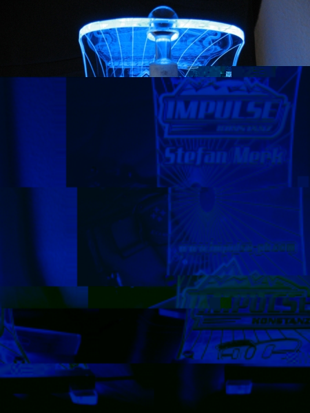 wer keine Lust hat dem Link zu folgen, das soll ohne Strom von der Steckdose betrieben werden.