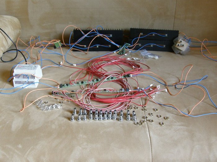 P6080255.jpg (123.77 KiB) 42371 mal betrachtet Das kommt unter die Decke