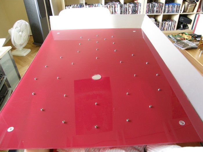 P6090262.jpg (78.38 KiB) 42401 mal betrachtet Die Fassungen werden eingeschraubt.