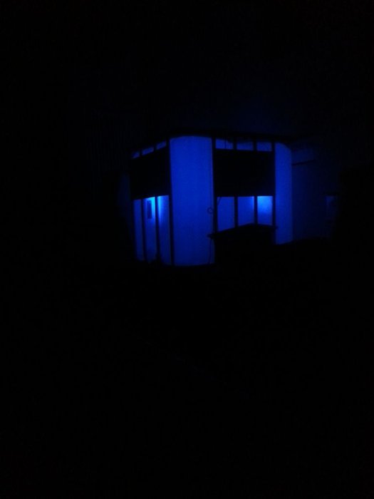 IBC Faß beleuchtet.jpg