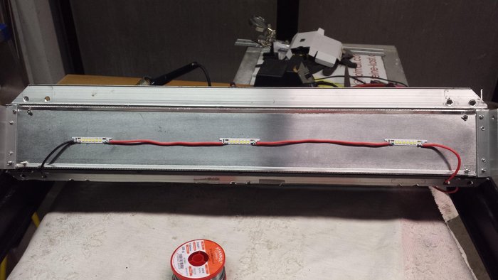 3x Array á 4Watt@350mA 6500k