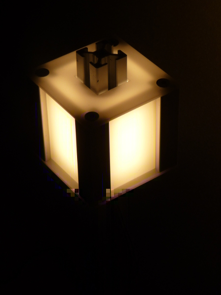 Stehlampe_Minimatrix_2.JPG