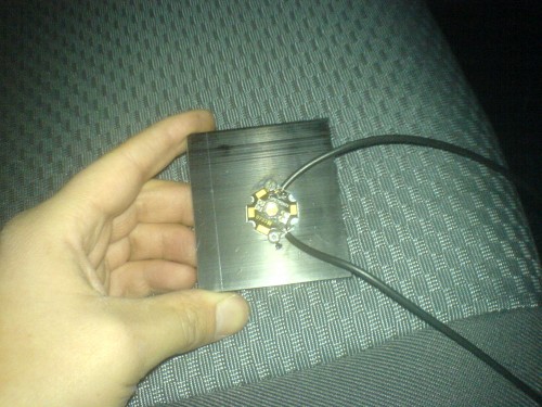 Ja und das sind jetzt die RoyalBlue P4 auf ihrem Kühlkörper